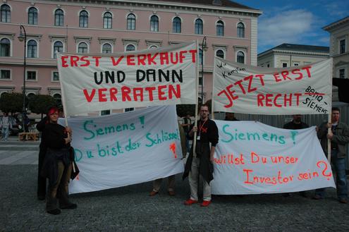Gewerkschafts-Proteste gegen Entlassungen (Bild: Rudi Stumberger)