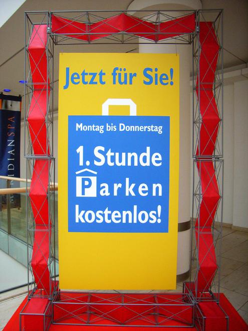 Werbung soll auch Online-Shops attraktiver machen (Bild:  brit berlin/pixelio.de)