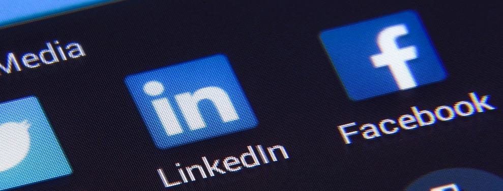Apps sozialer Netzwerke: LinkedIn hat an Bedeutung fr B2B-Leadgenerierung gewonnen (Bild: PhotoMIX-Company / Pixabay)