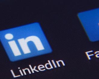 Apps sozialer Netzwerke: LinkedIn hat an Bedeutung fr B2B-Leadgenerierung gewonnen (PhotoMIX-Company / Pixabay)