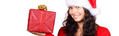 Wrden Sie dieser Frau ein Weihnachtsgeschenk abkaufen? (Bild: PublicDomainPictures/Pixabay)